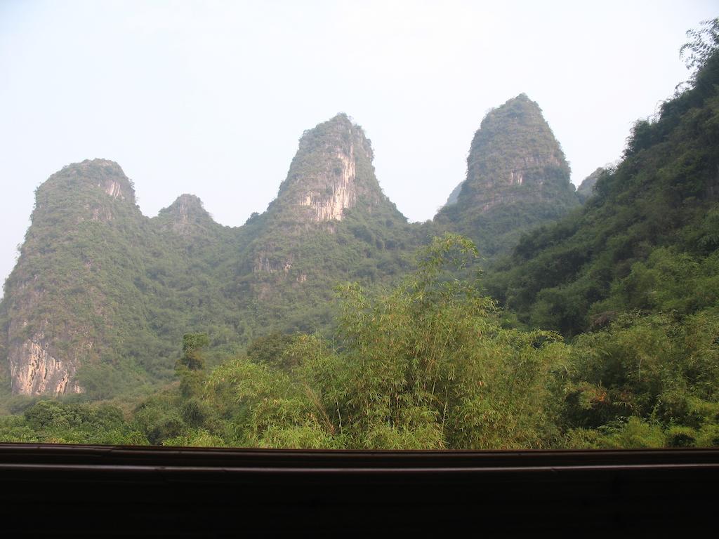 Yangshuo Peaceful Valley Retreat Hotel Exterior foto